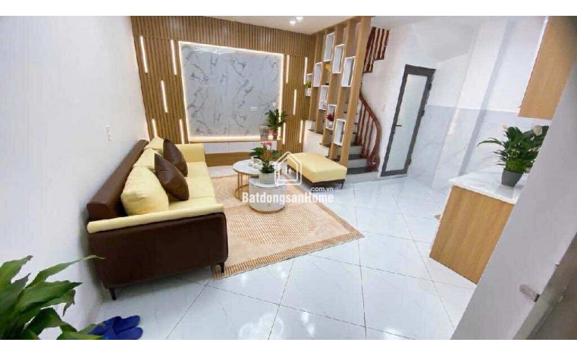 TT Hai Bà Trưng, 1 Bước Lên Phố Cổ, Nhà Đẹp Ở Ngay, Chỉ Hơn 5 Tỷ